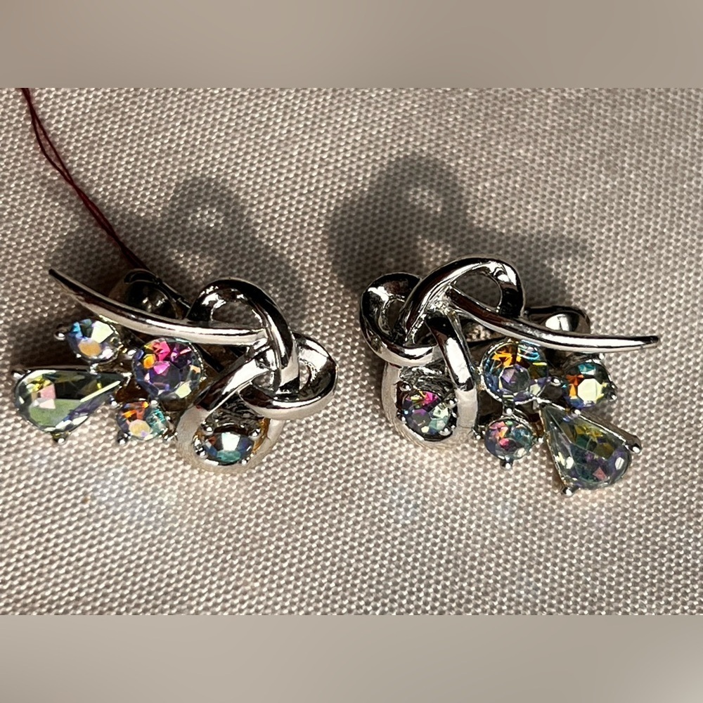 Vintage Coro 50s Earrings, Blue Aurora Borealis Rhinestone Clip-On Set